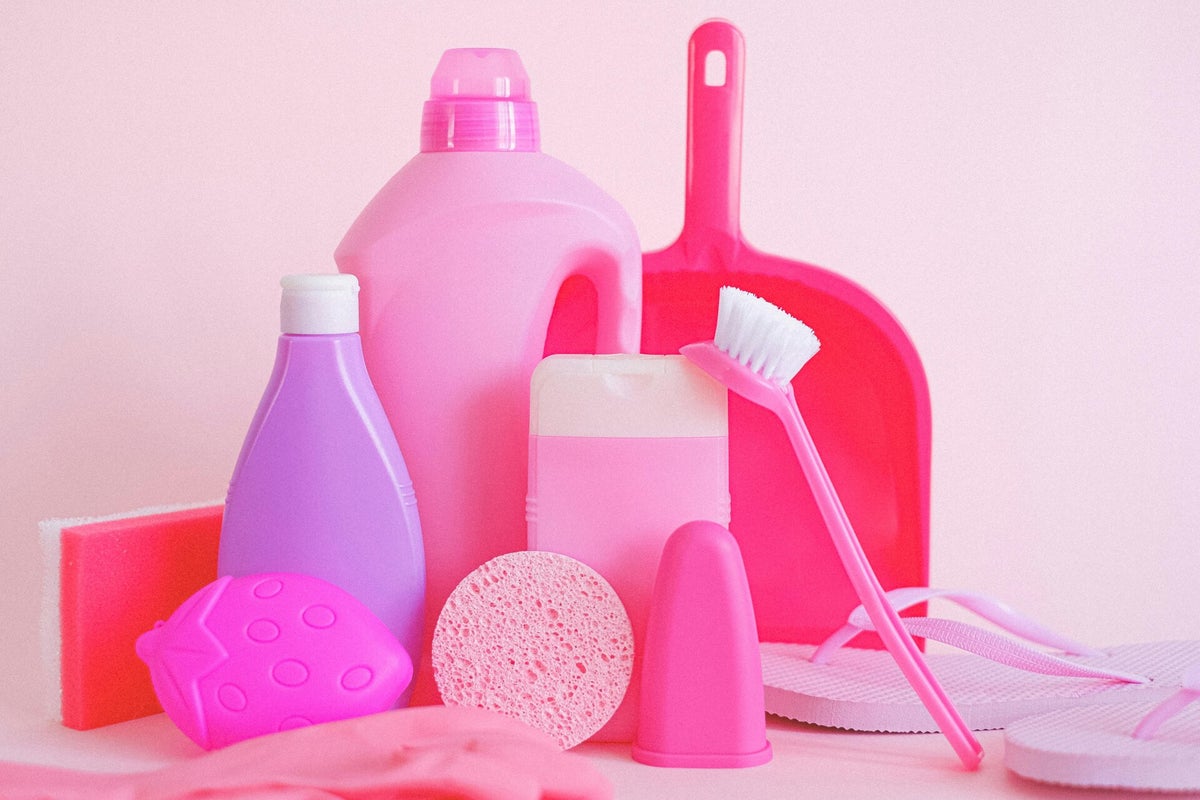 🧼 De 5 fijnste schoonmaaktools die het huishouden écht makkelijker maken