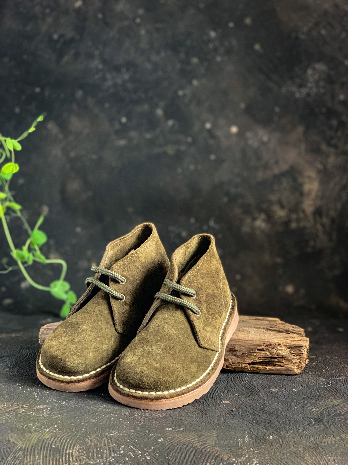 Suede schoonmaken: Zo verwijder je vlekken uit je favoriete item